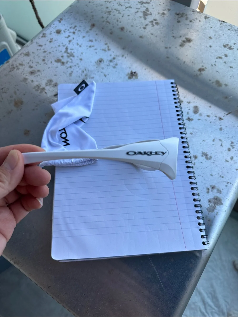 Oakley kids sunglasses