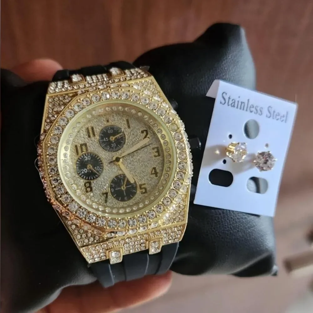 Moissanite turn every