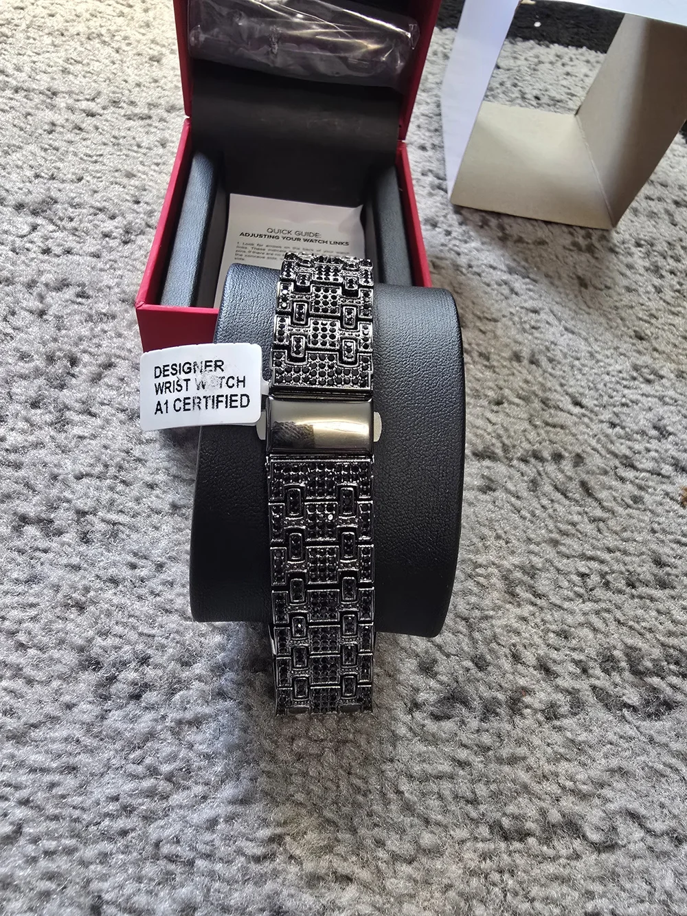 N/A stylish black