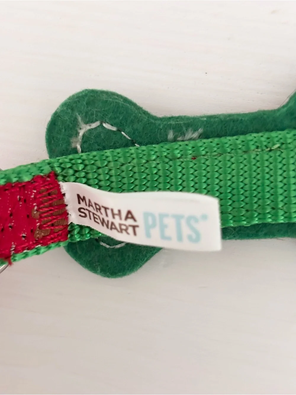 MARTHA STEWART PETS Holiday Collar Sz M