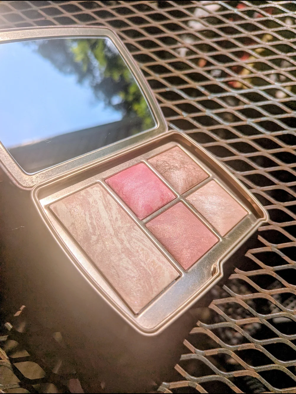 Hourglass Ambient Lighting Universe