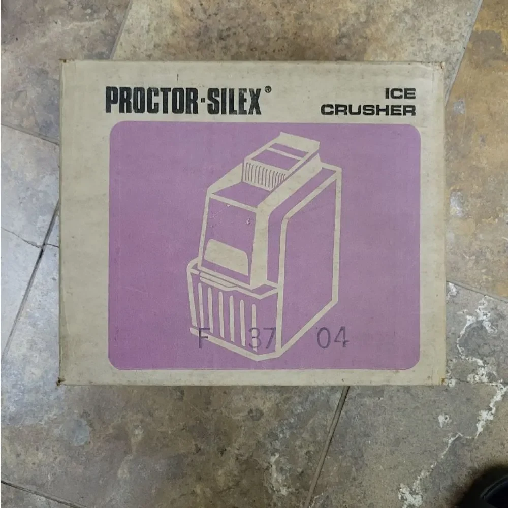 VINTAGE PROCTOR SILEX MARRY PROCTOR ELECTRIC ICE CRUSHER MODEL C003W WHITE NEW