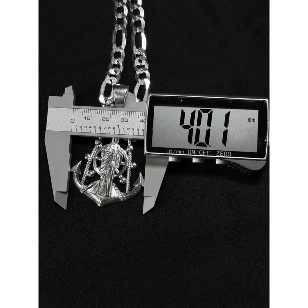 Unbranded sterling silver
