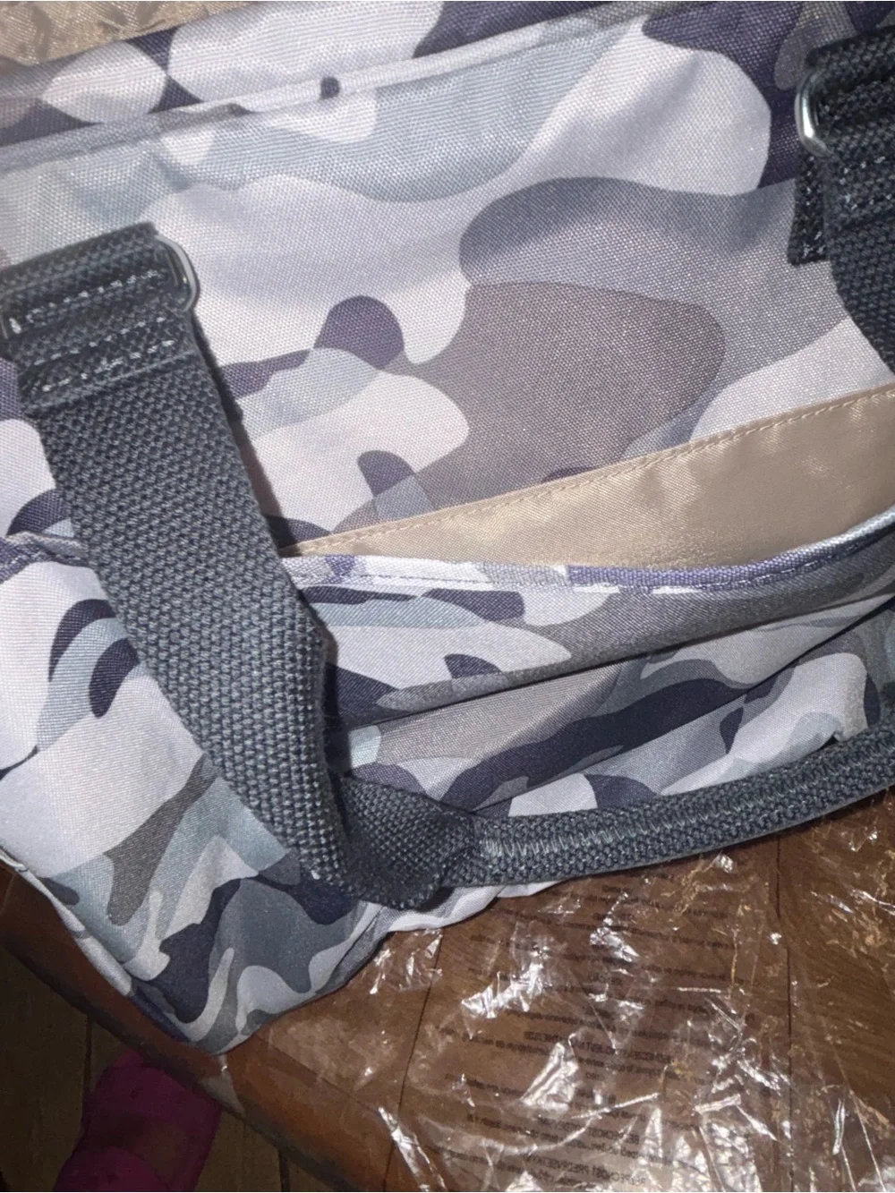Kipling Alanna cool Camo NWT