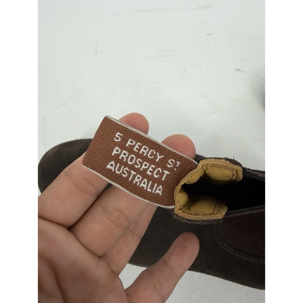 RM Williams Comfort Craftsman Boot in Chocolate Suede Size 10.5 G