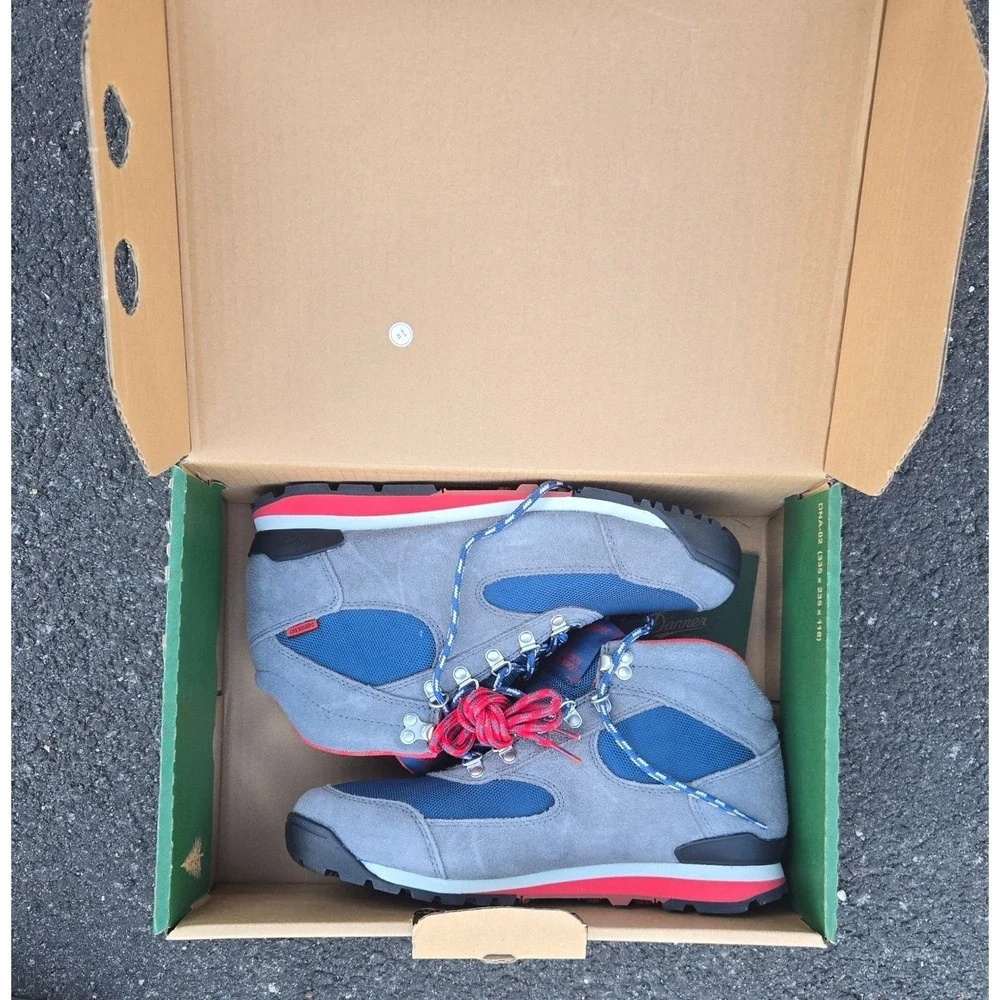 Danner cushioning urban includes