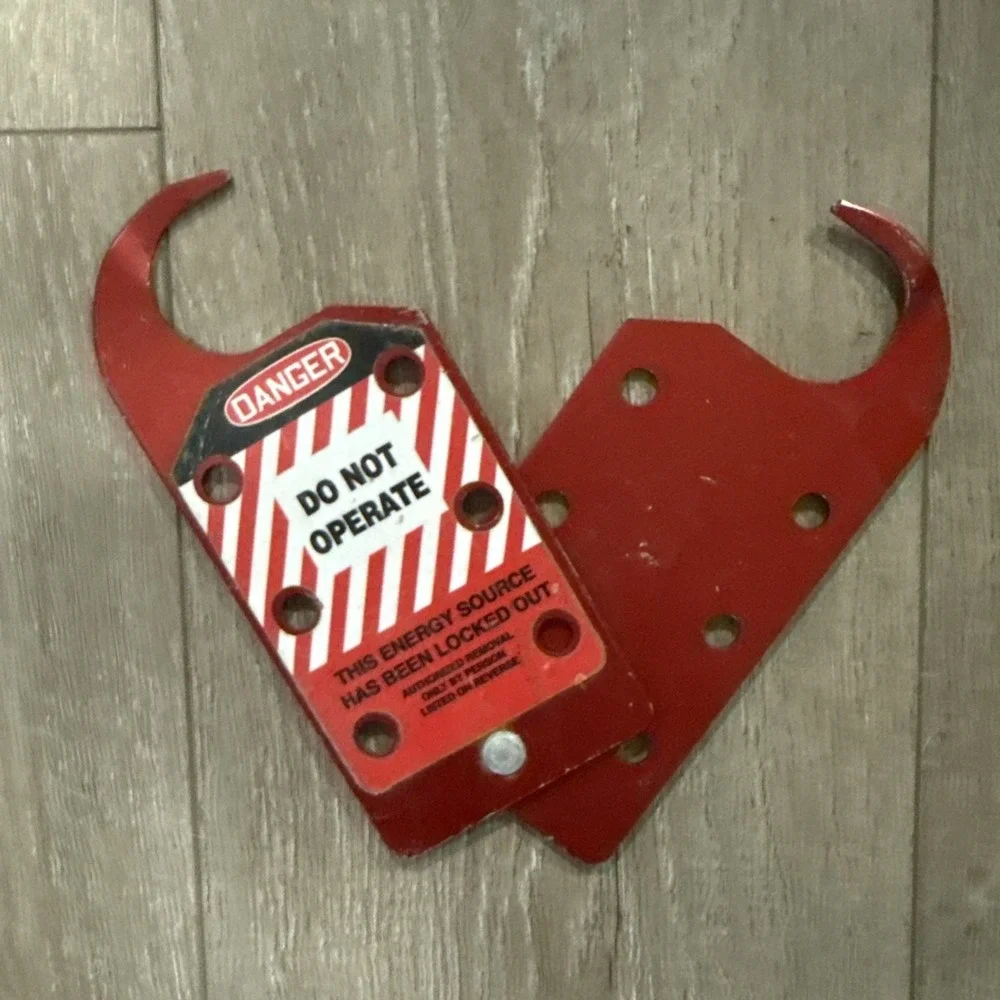 Lot of 2 Brady DANGER Do Not‎ Operate Lock/Tag Red
