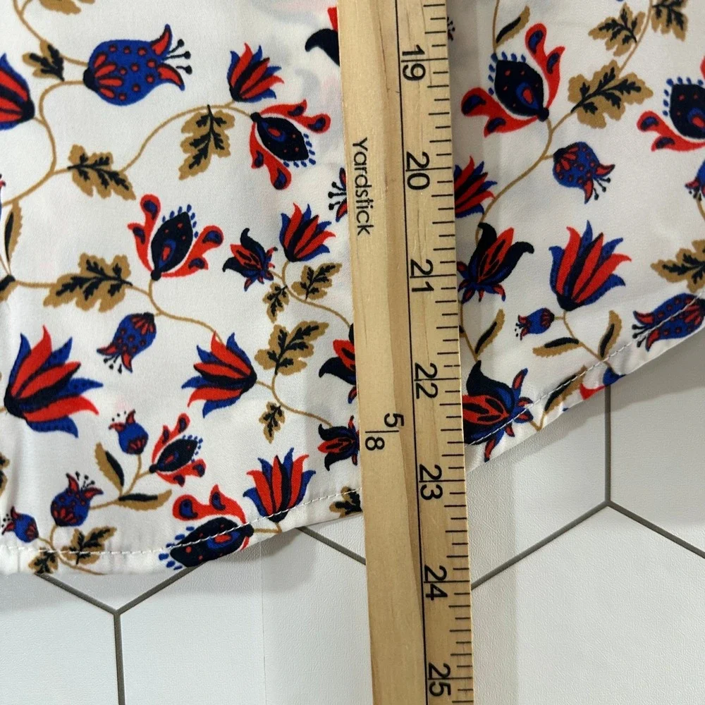 Banana Republic lightweight blouse