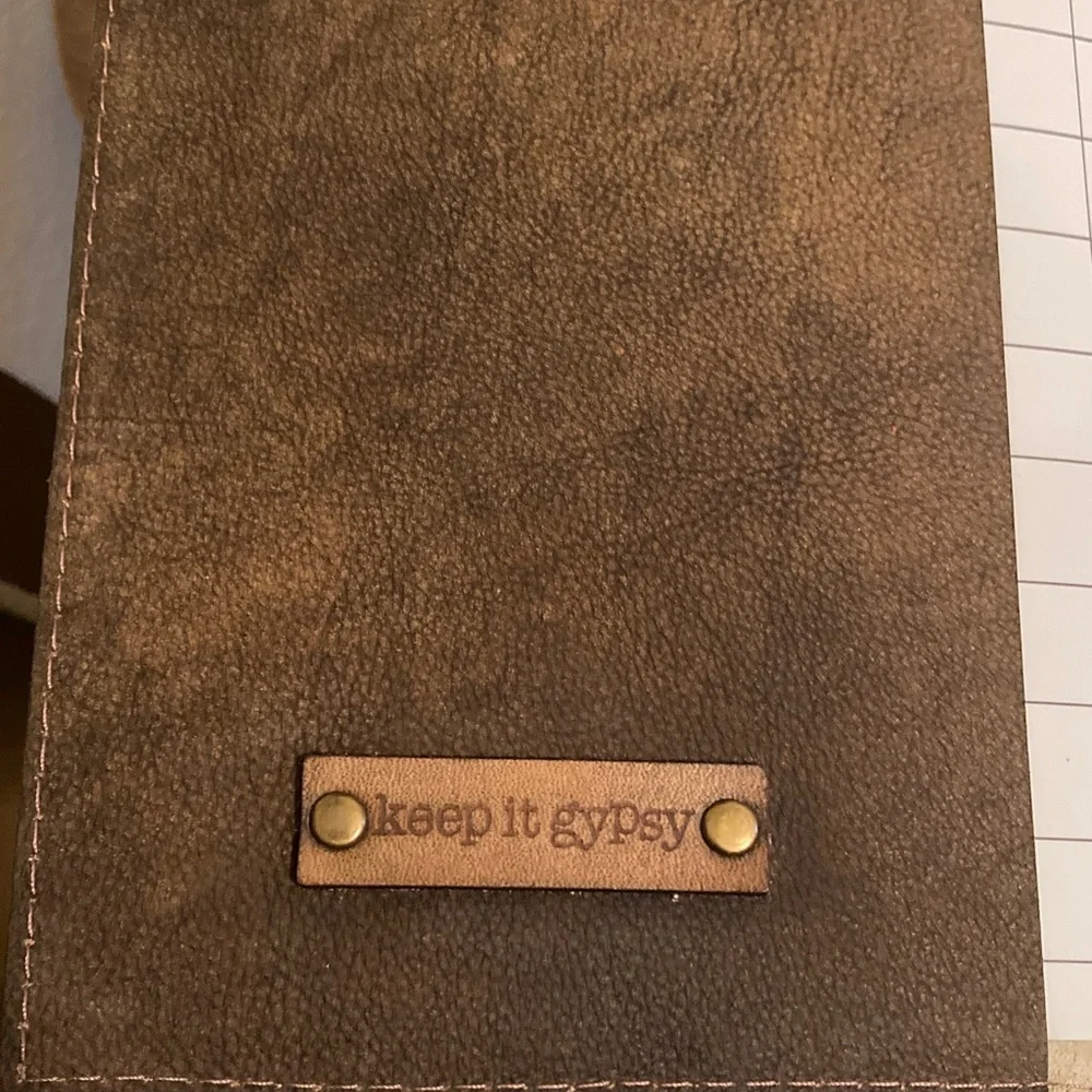 Keep It Gypsy fits notebooks