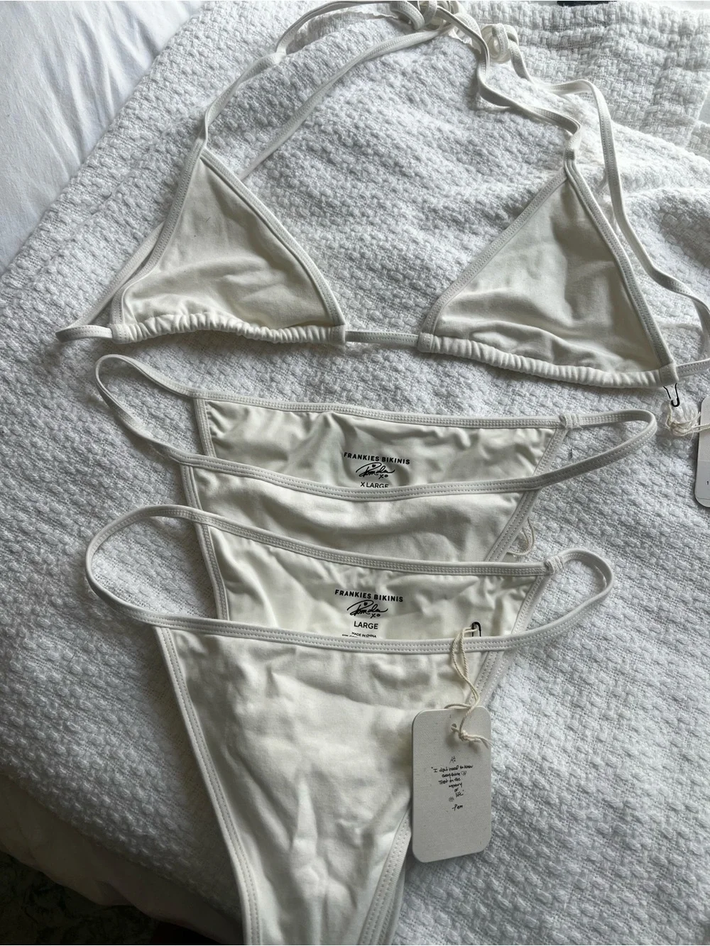 Frankies Bikinis zeus style