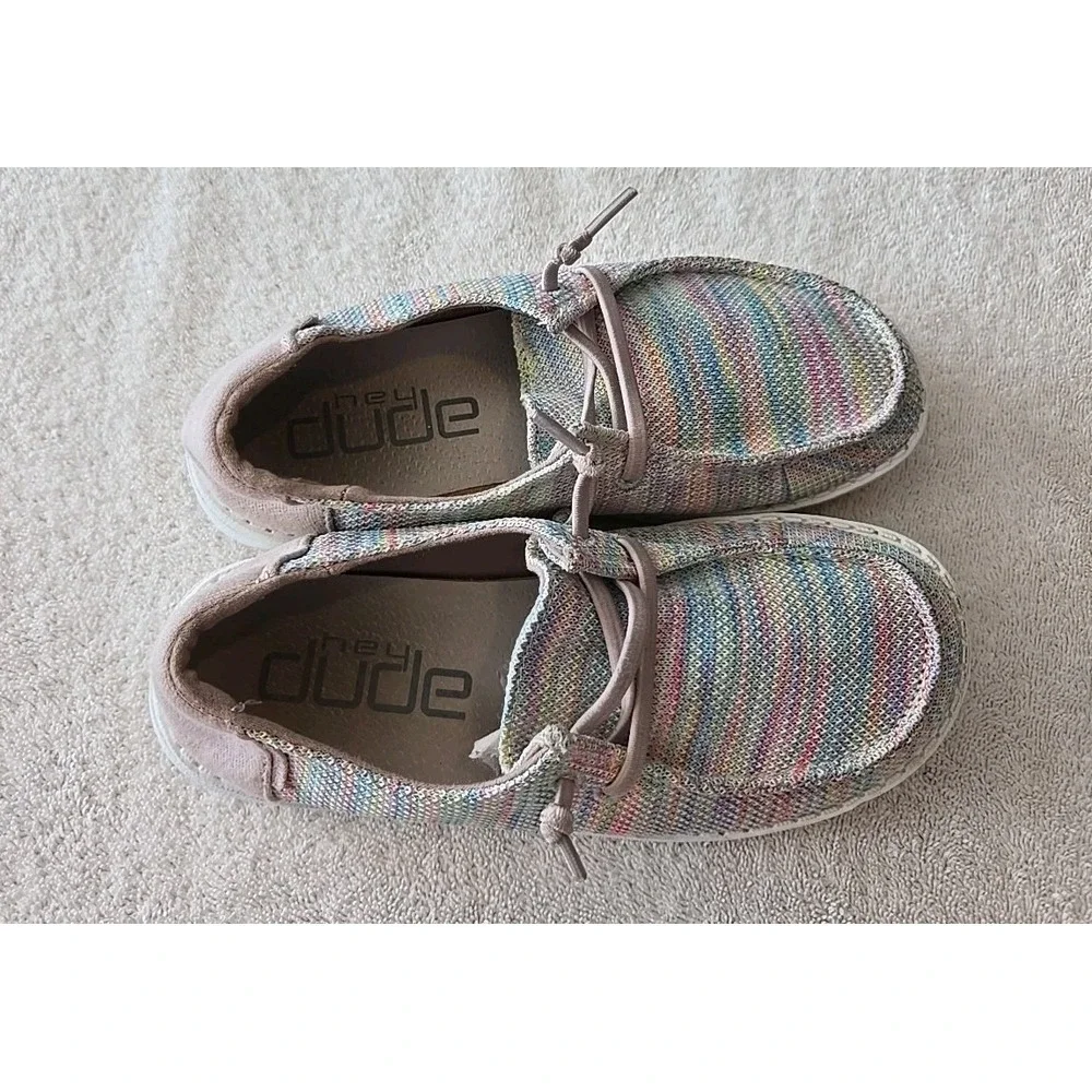 Hey Dude Wendy Sox‎ Pastels Shoes Youth Size Y2 L3 Slipon Multicolor