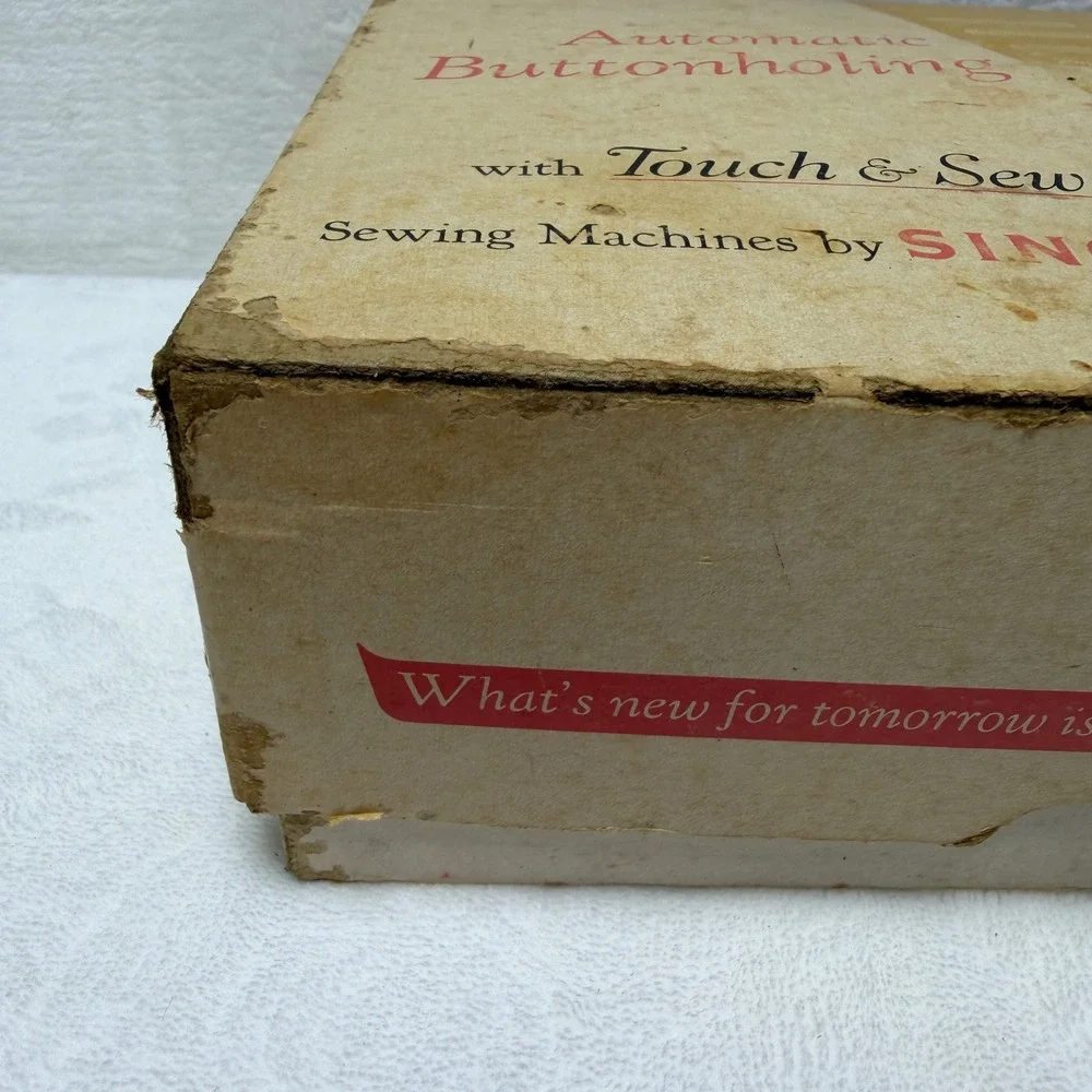 Singer‎ Automatic Buttonholing Attachment 161829 Touch & Sew Zig-Zag Vintage Set