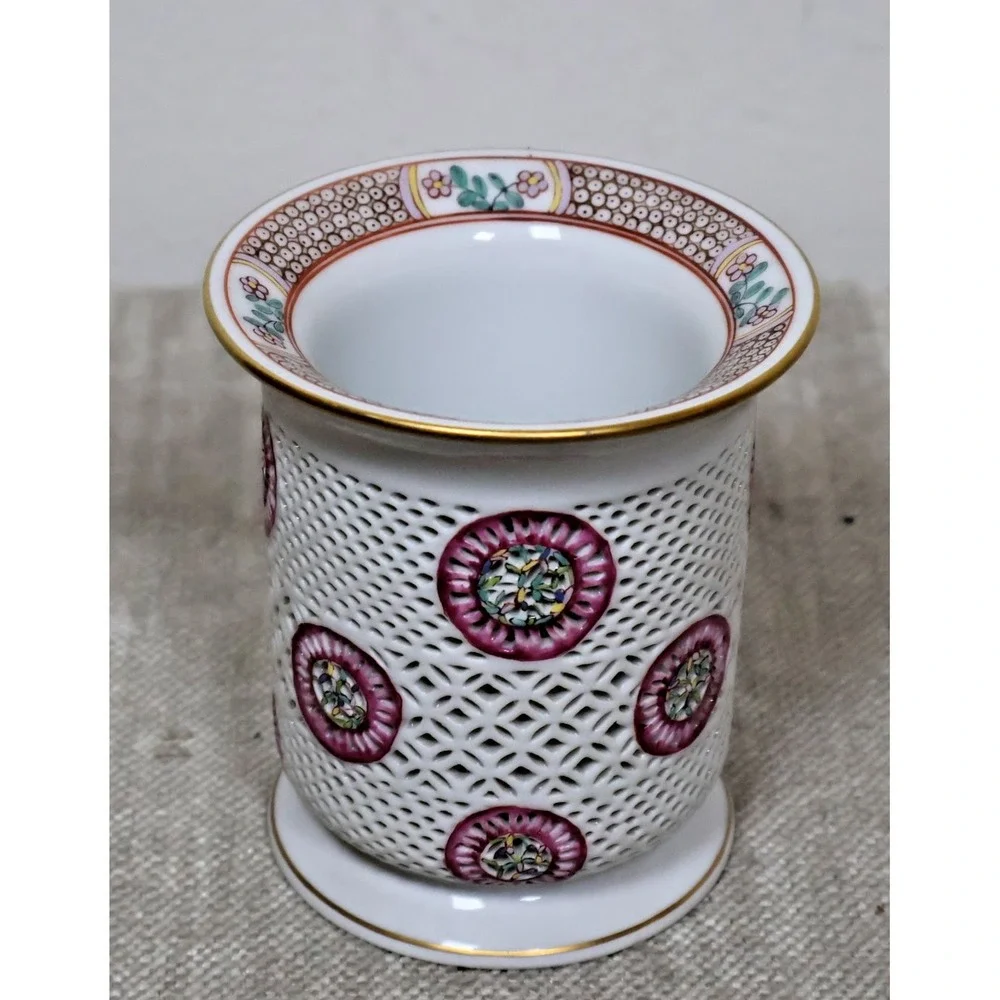 Herend hungary vase