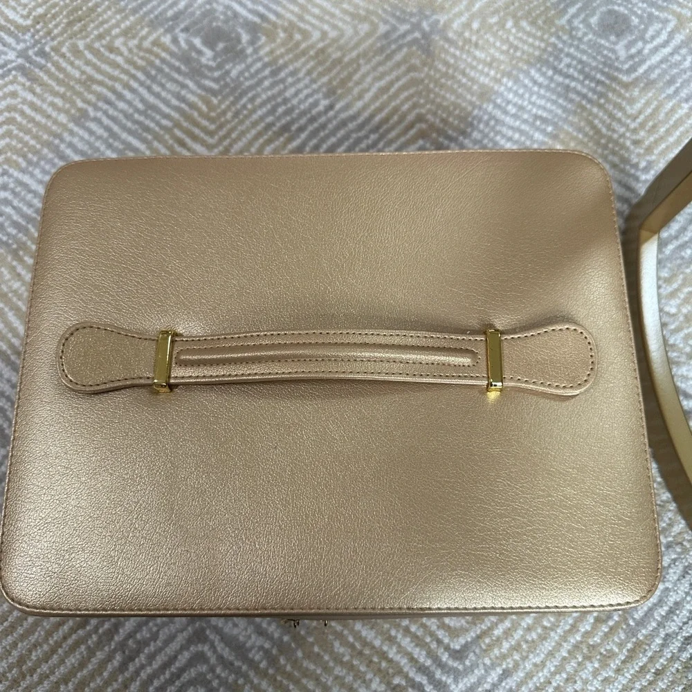 Estee Lauder great preowned