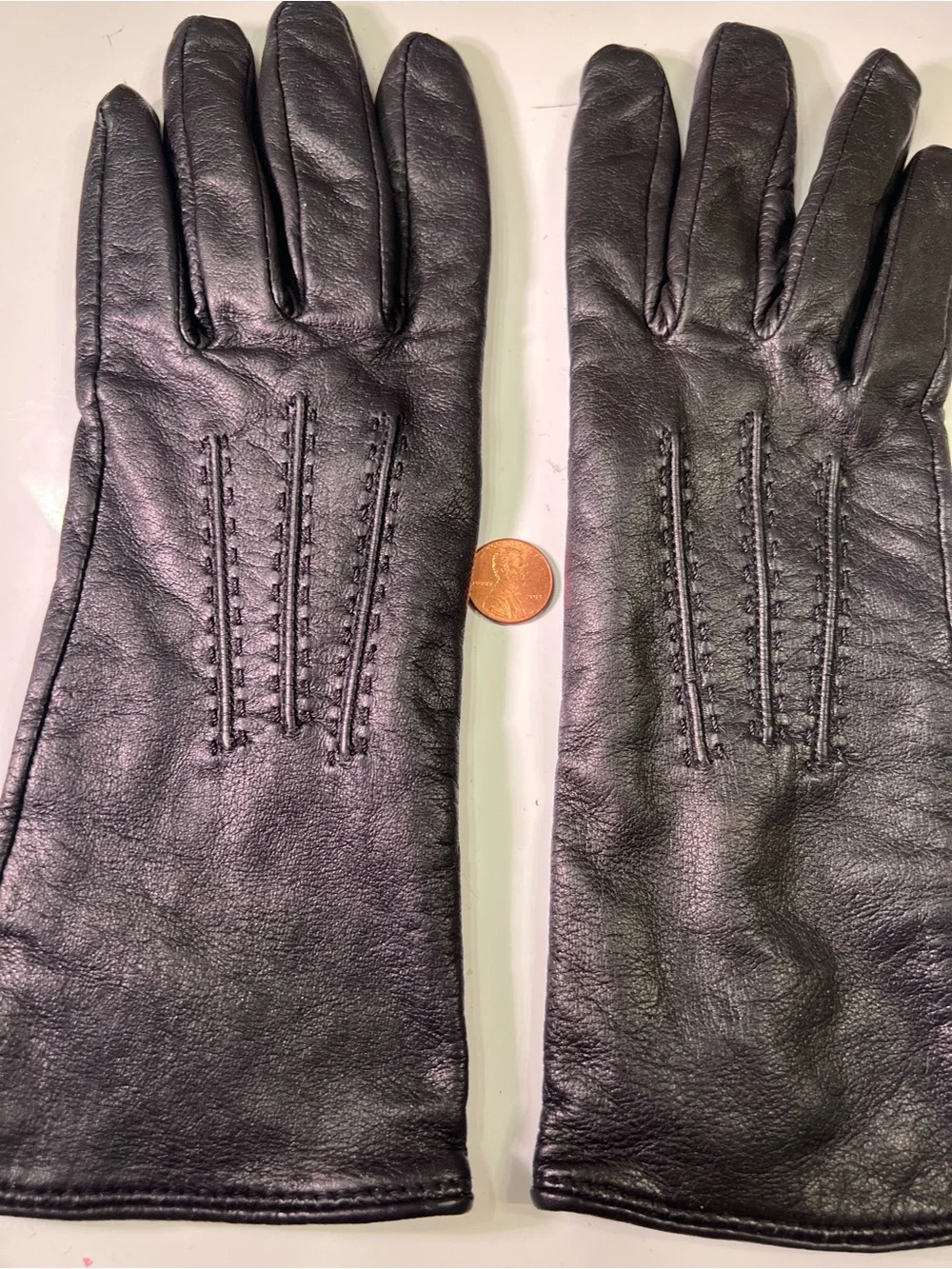 Classic Women's Black Leather Gloves Size Medium Polyester Lining India