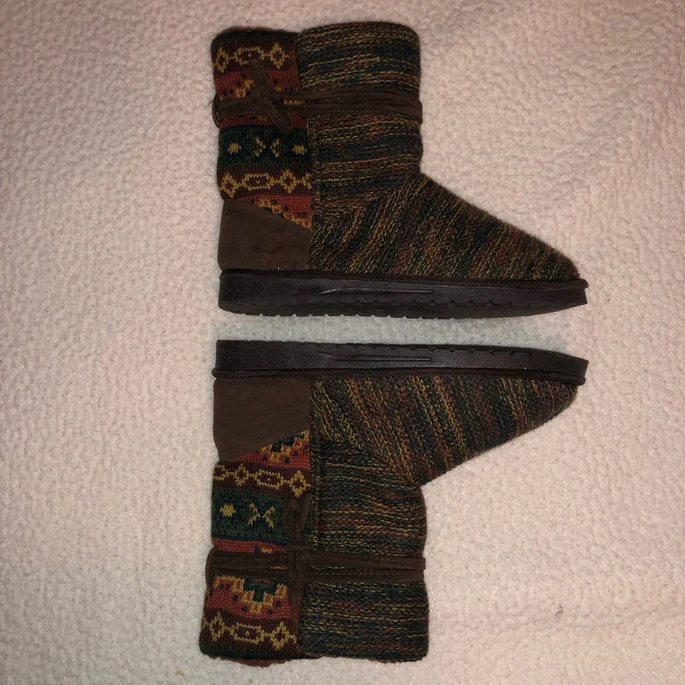 Muk Luks wear low