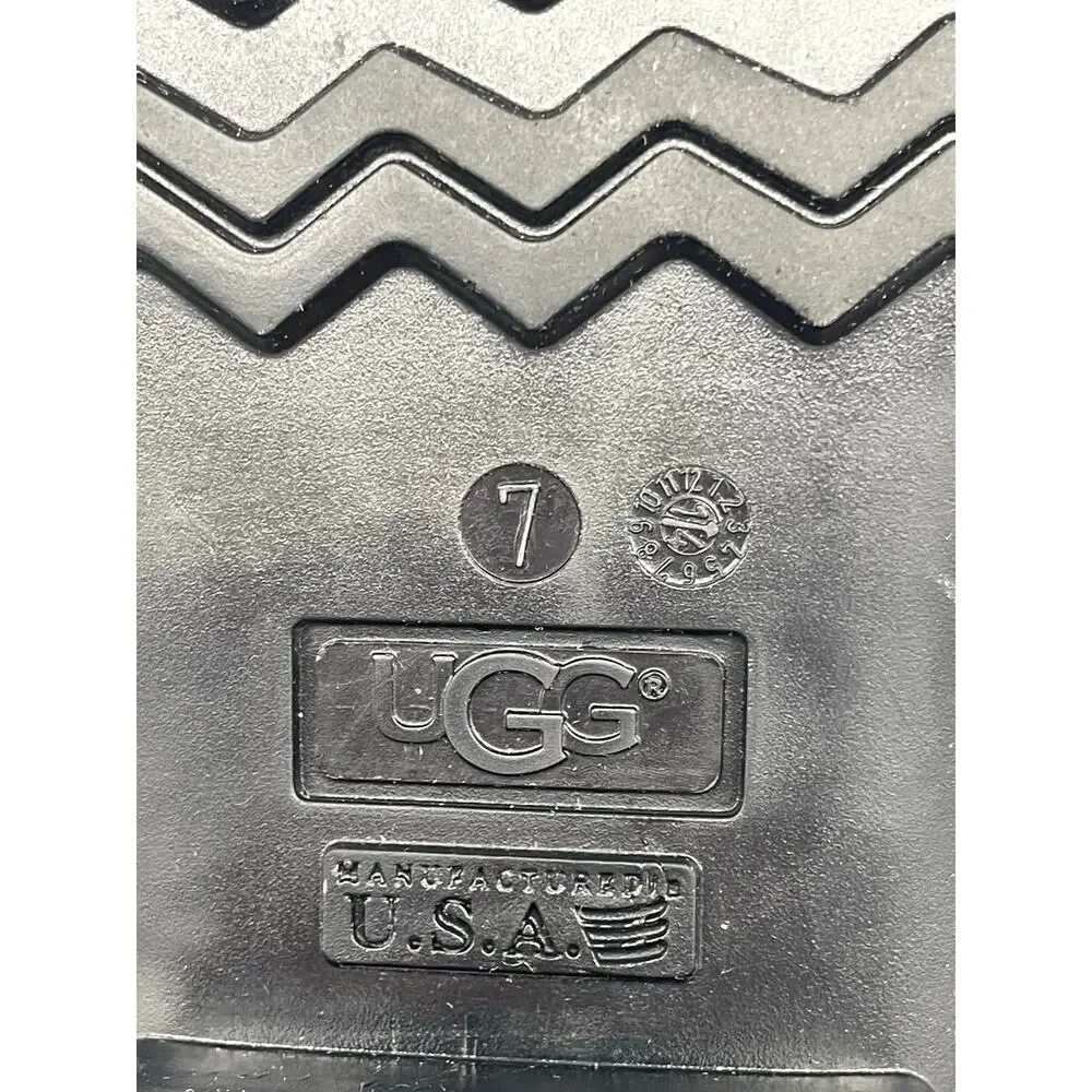 UGG shaye striped