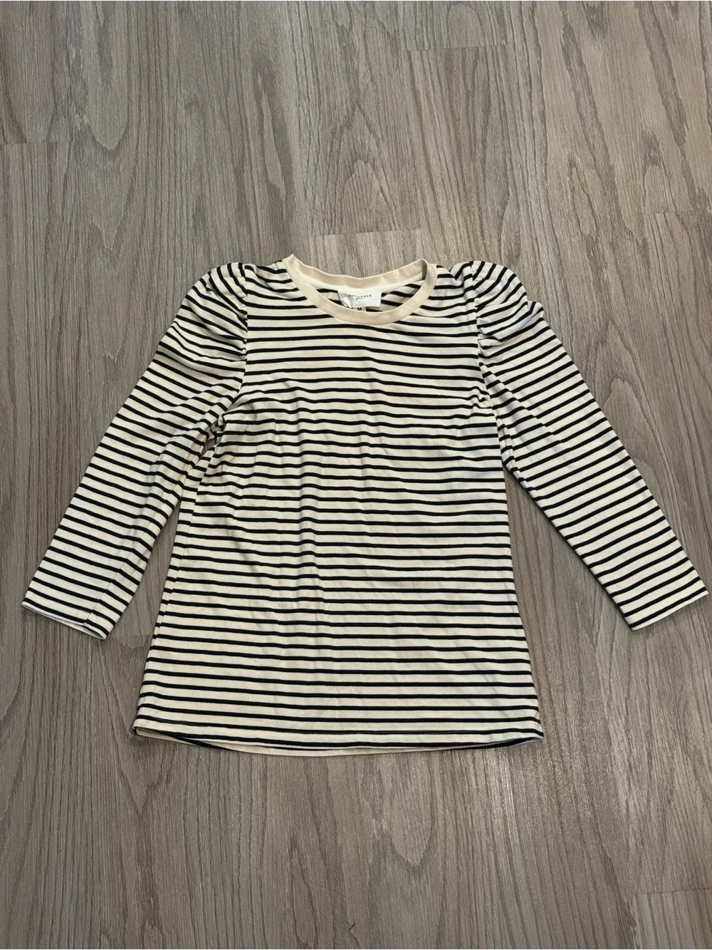 Tuckernuck Pomander Place Vesty Navy Ivory Striped Puff Sleeve Top medium