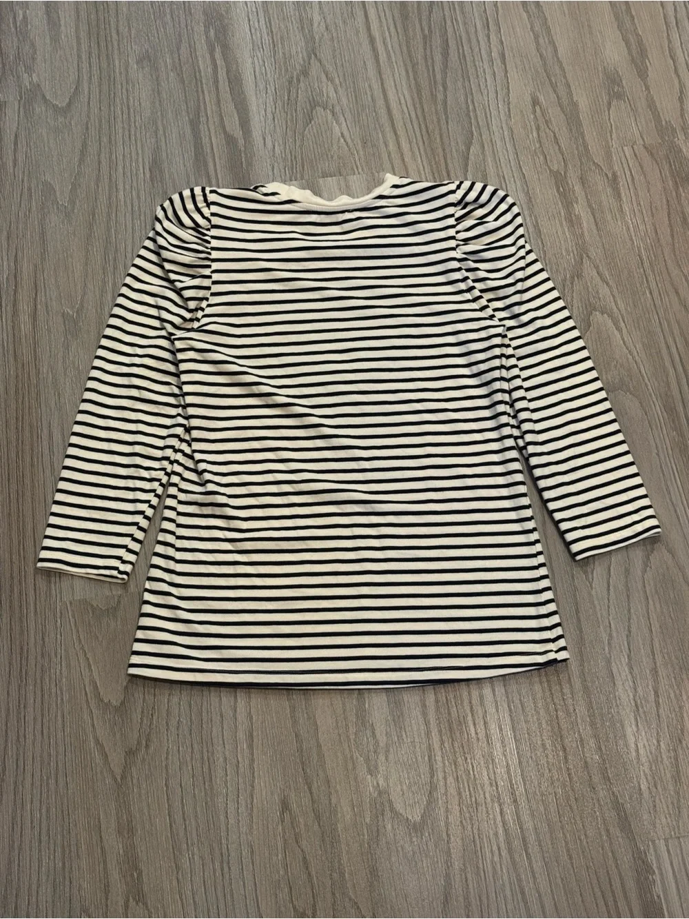 Tuckernuck Pomander Place Vesty Navy Ivory Striped Puff Sleeve Top medium