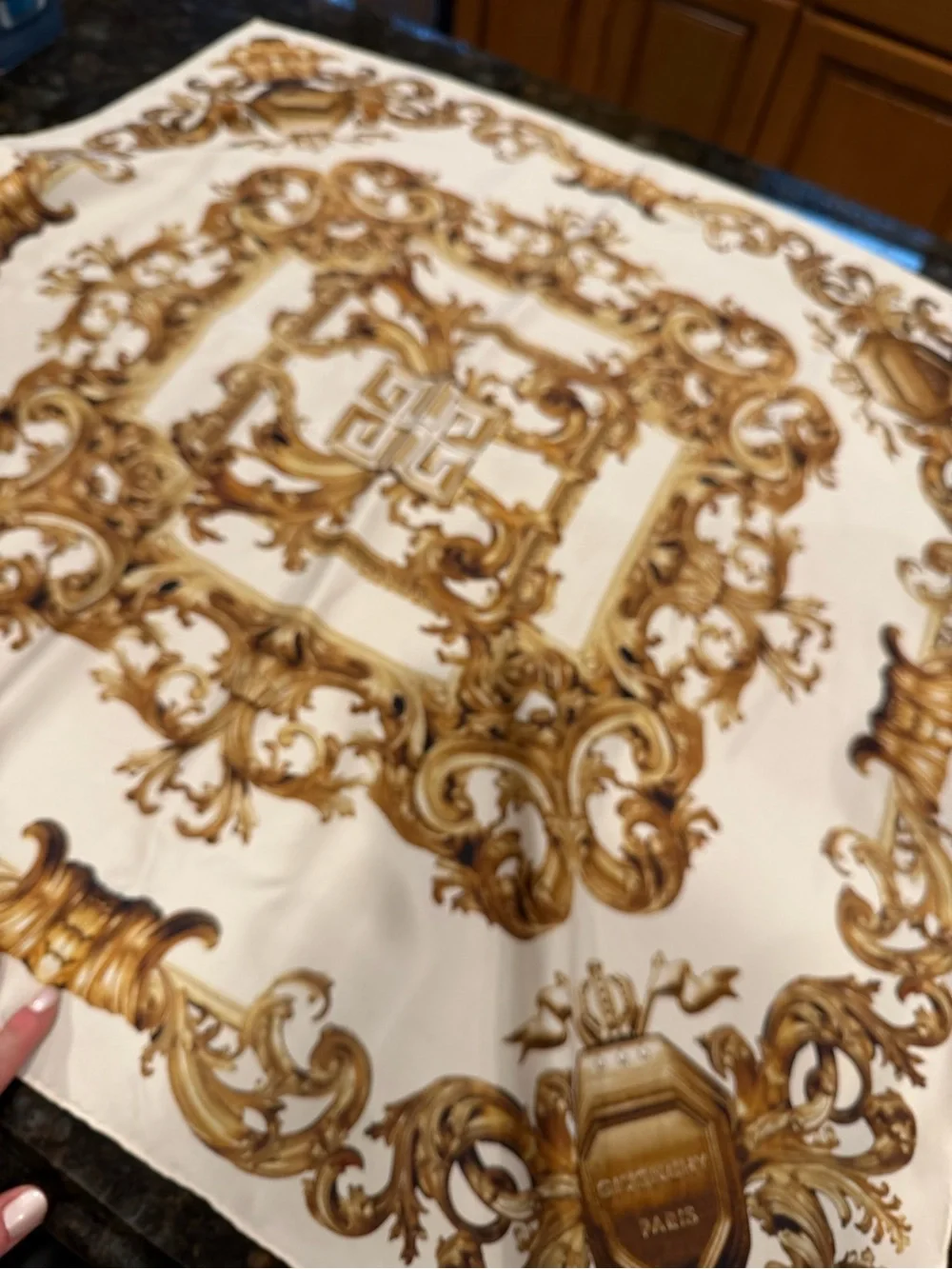 N/A luxurious givenchy