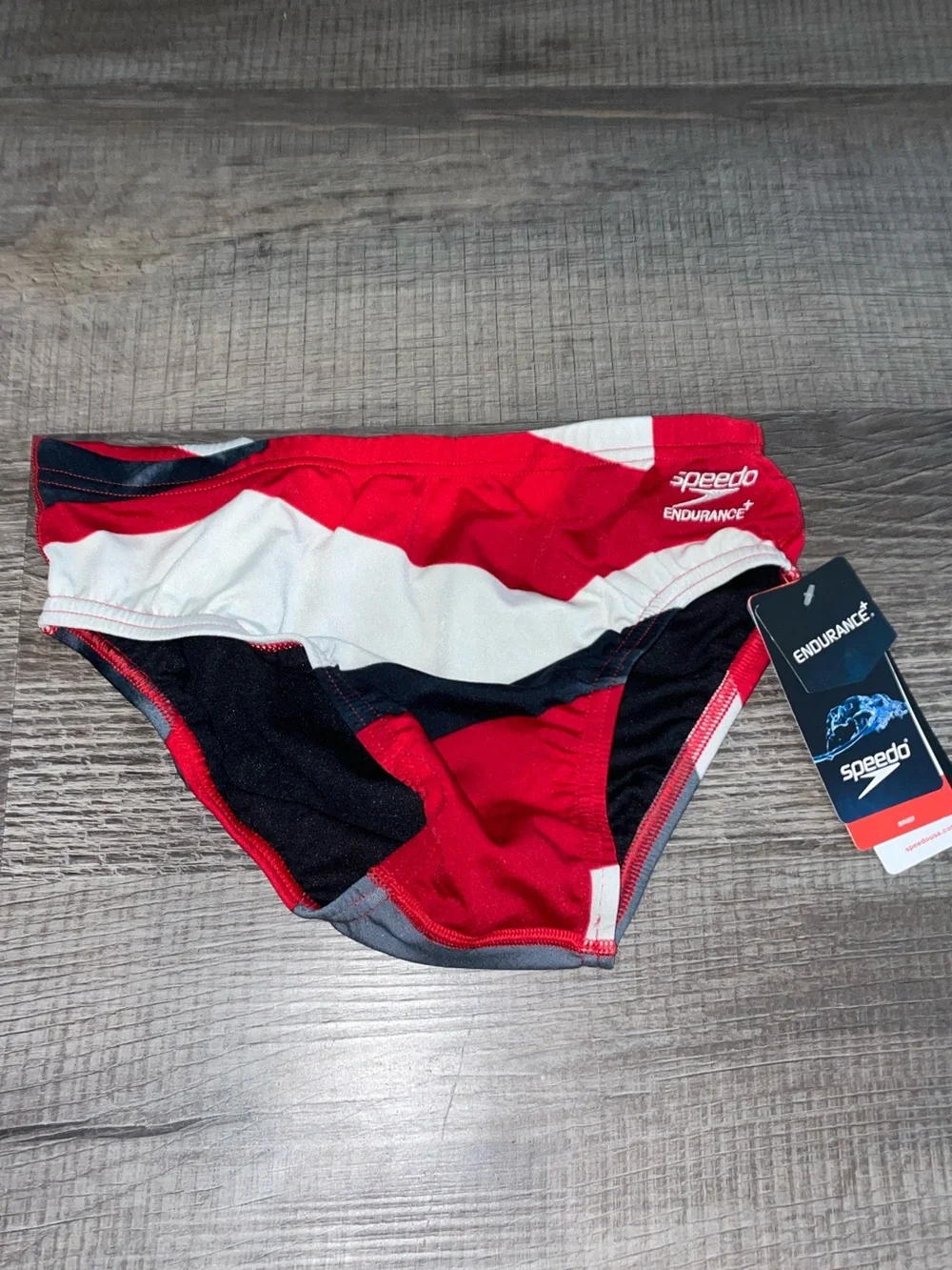 Speedo three dive