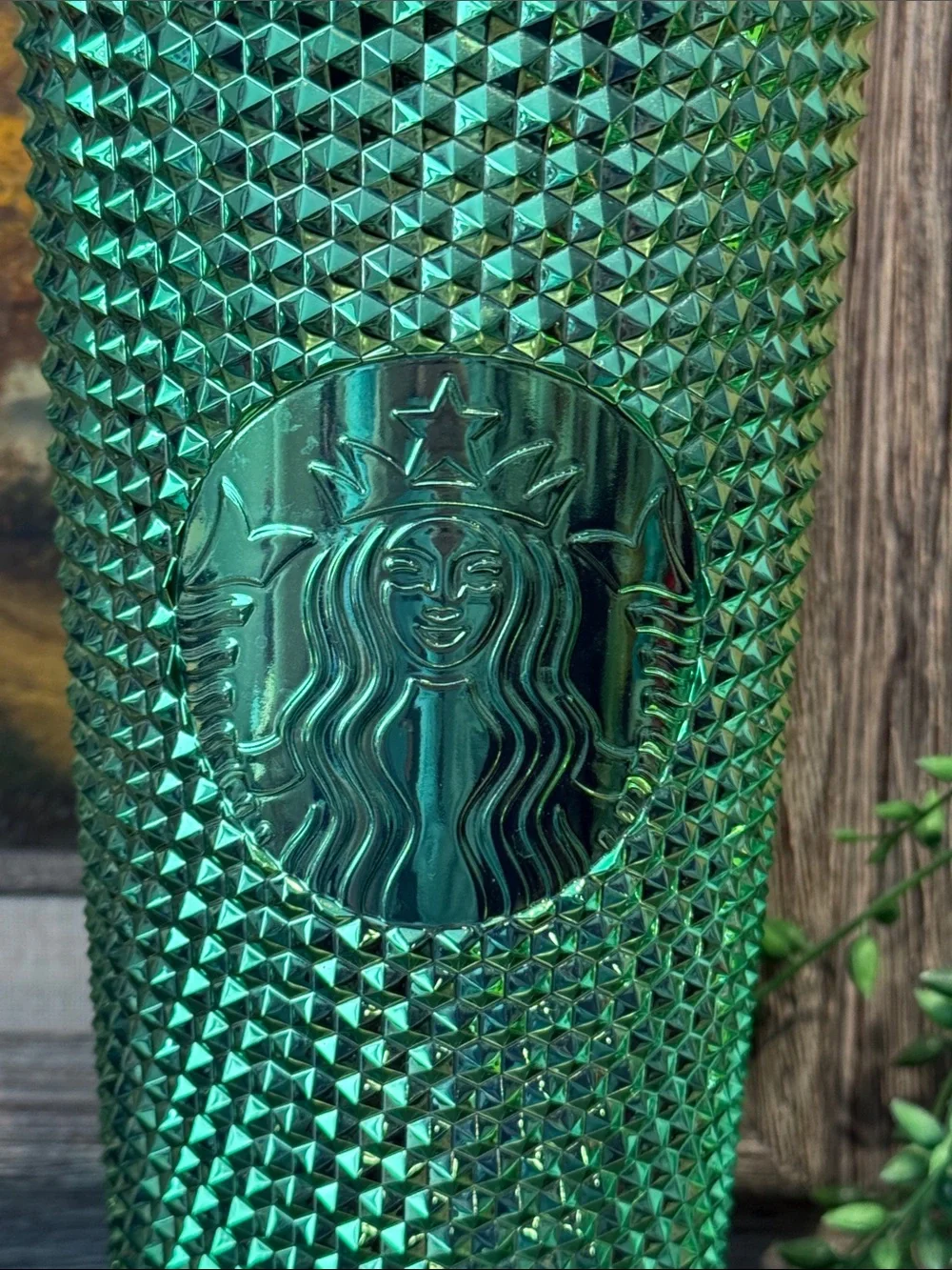 Starbucks textured studded