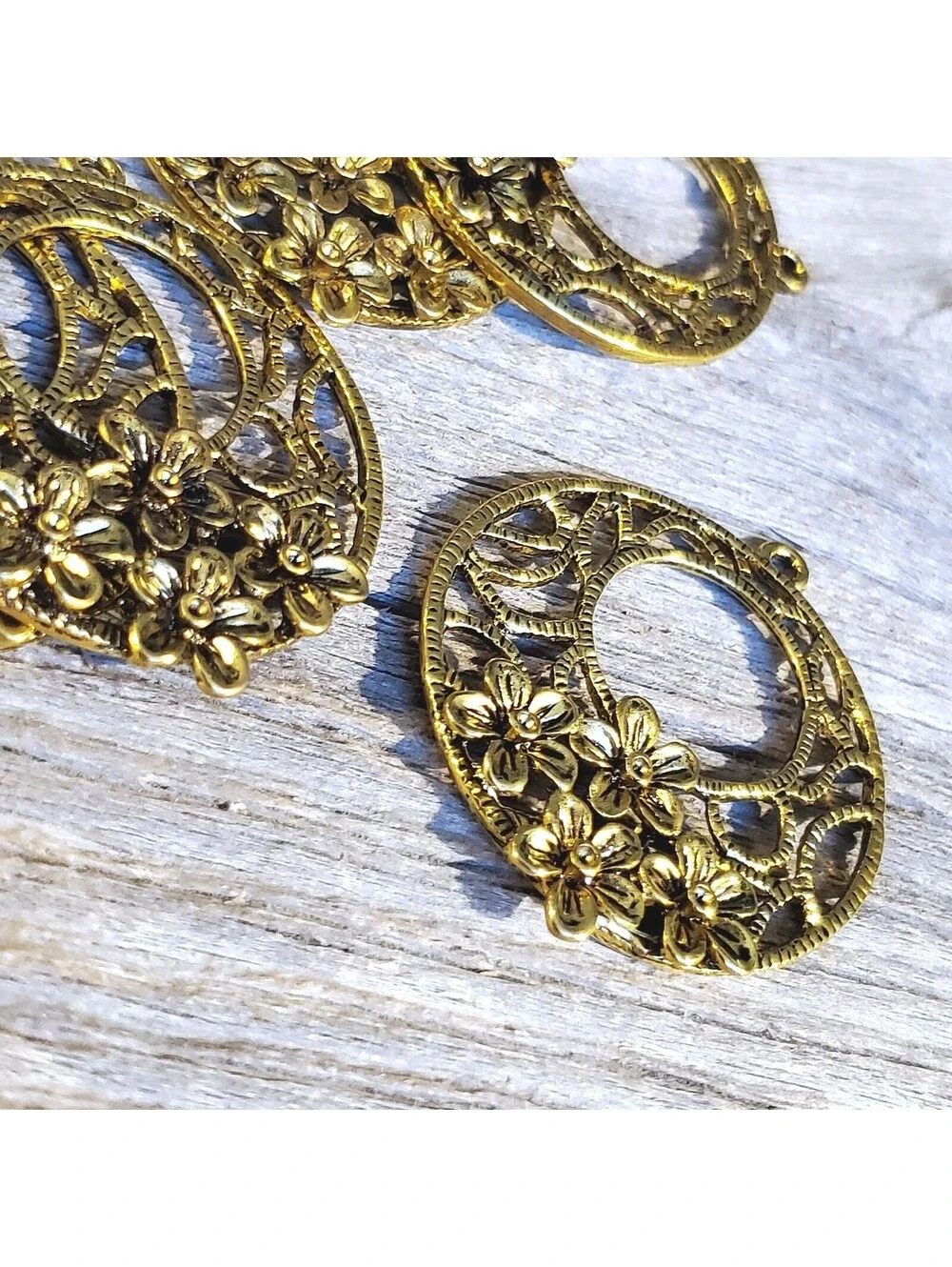 N/A lot antiqued