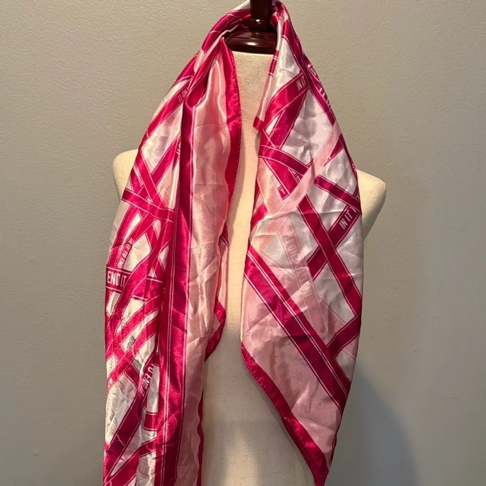 Avon chic scarf