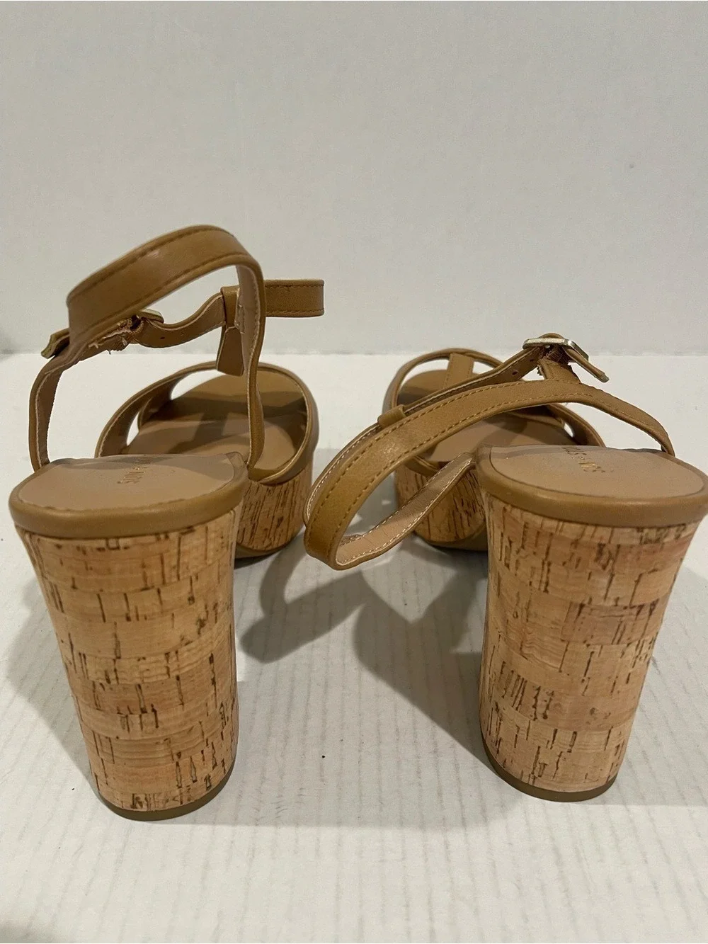 Sun + Stone women’s sun
