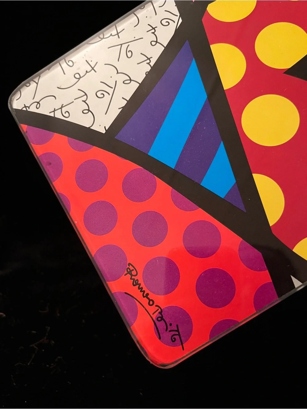 ROMERO BRITTO TEMPERED GLASS CUTTING BOARD ICONIC HEART