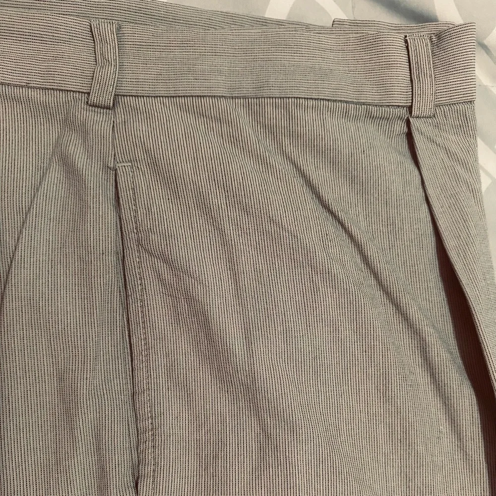 Perry Ellis Cream Dress Pants Tailored Fit