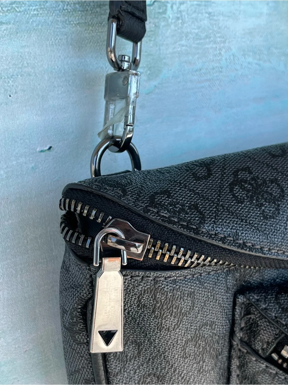 Guess black logo