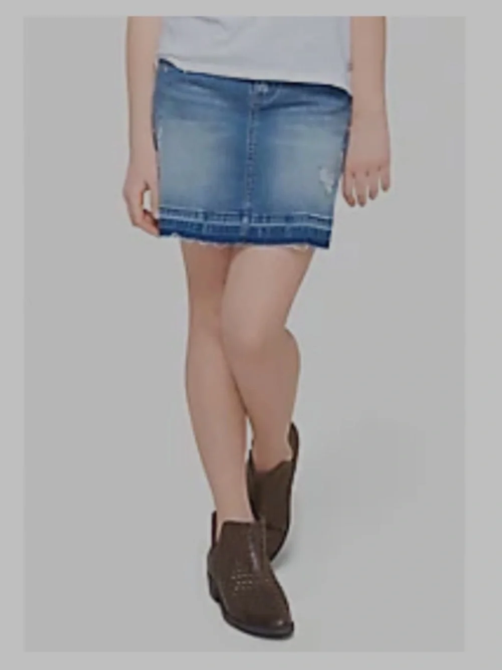 Justice skort