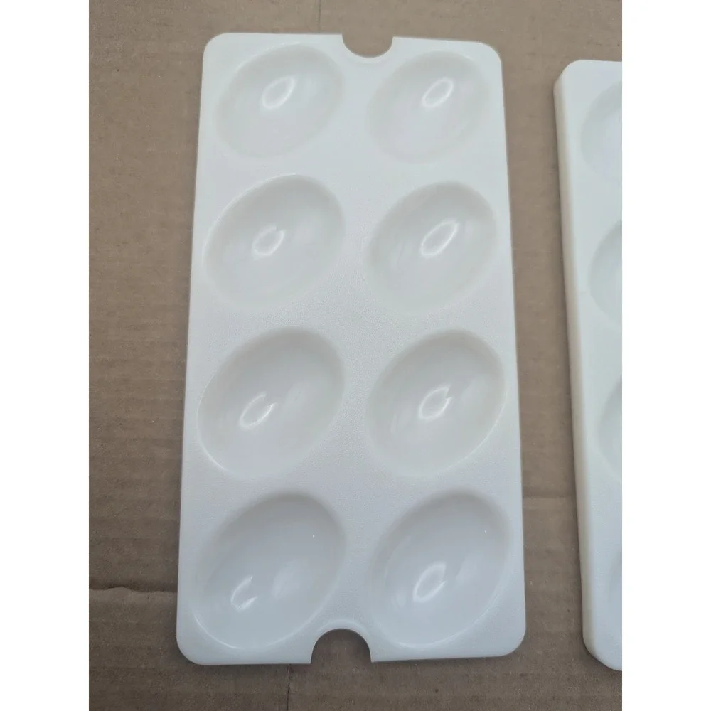 Tupperware vintage egg