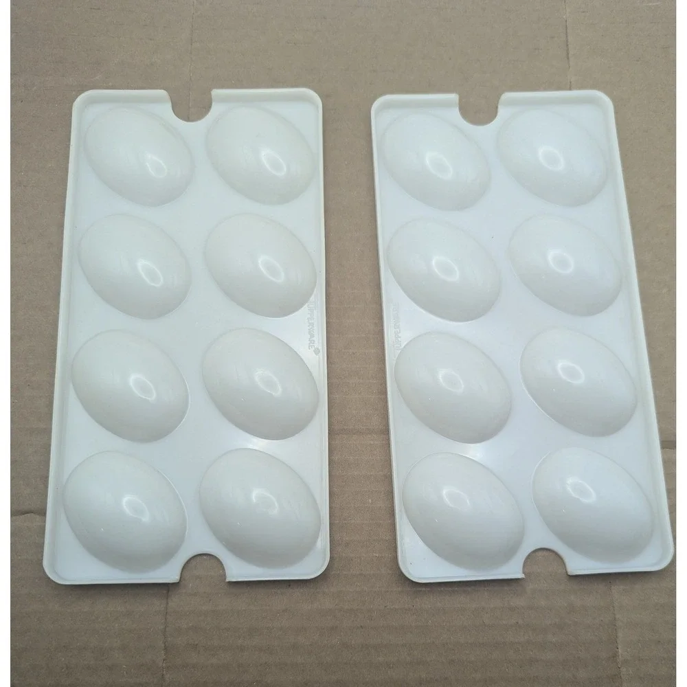 Tupperware vintage egg