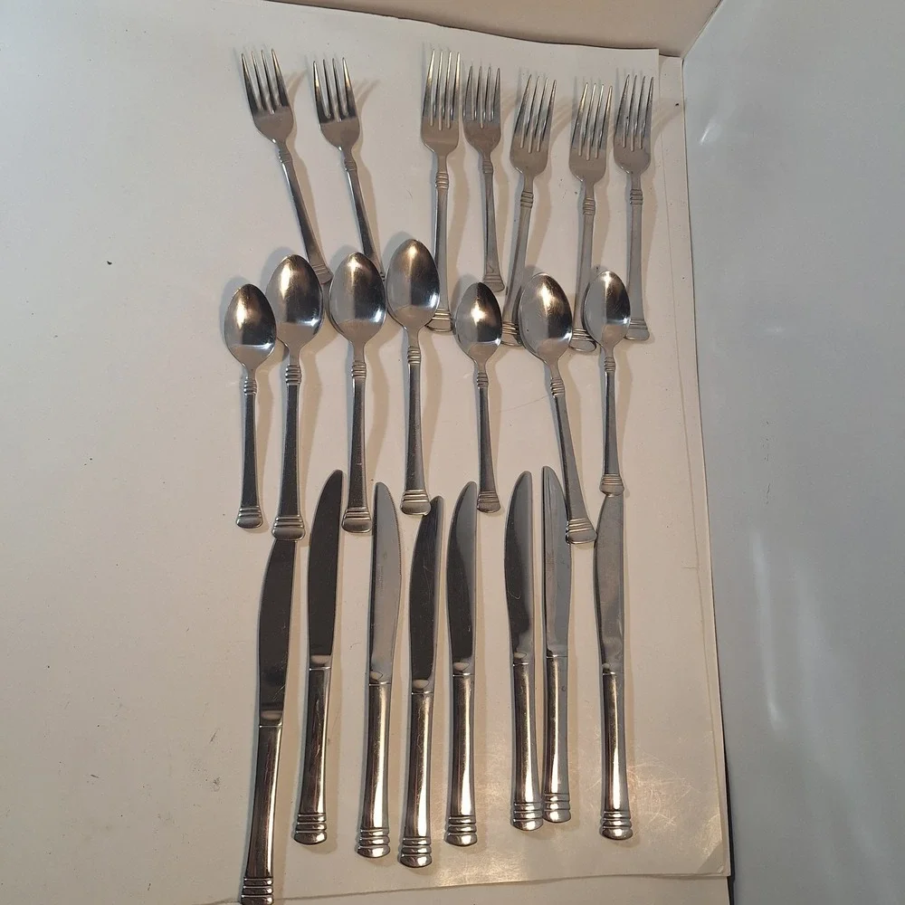 Cambridge Stainless Steel Flatware Silverware‎ 19 Pieces
