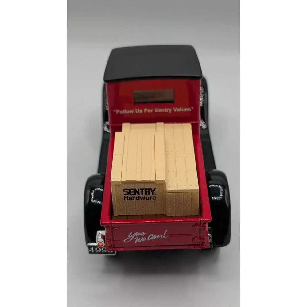 Liberty Classics Sentry Hardware 1928 Pickup 1/25 Scale Bank Diecast #18001
