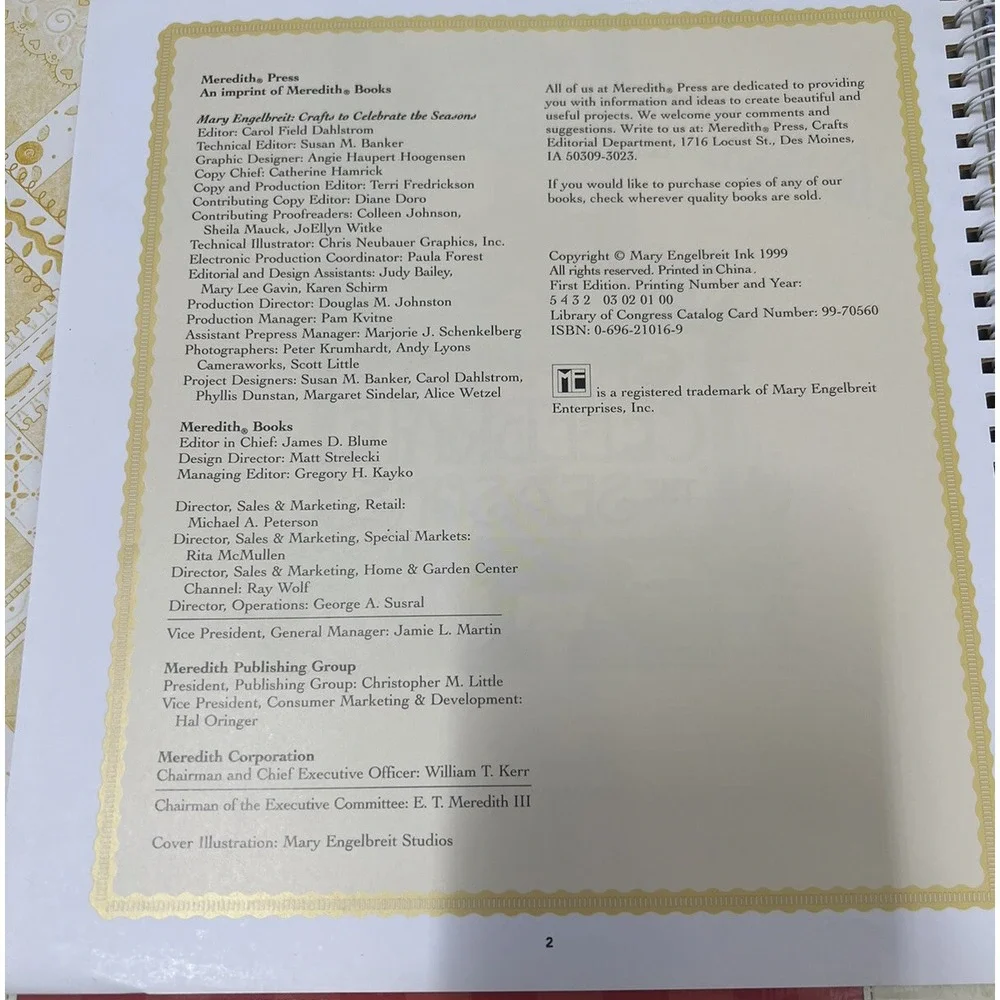 Mary Engelbreit Crafts to Celebrate The Seasons Book