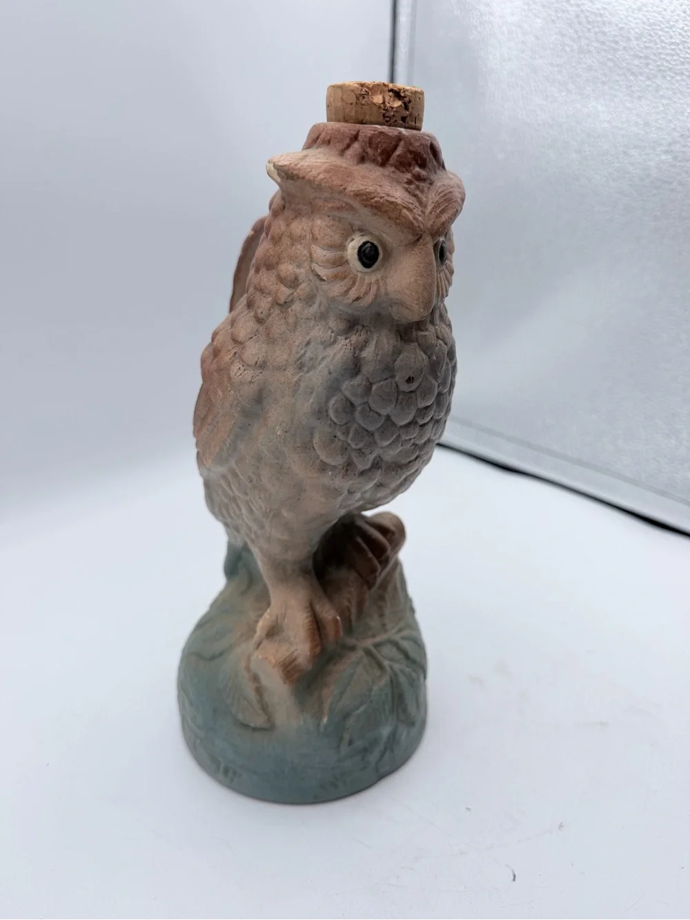 Unknown decorative owl