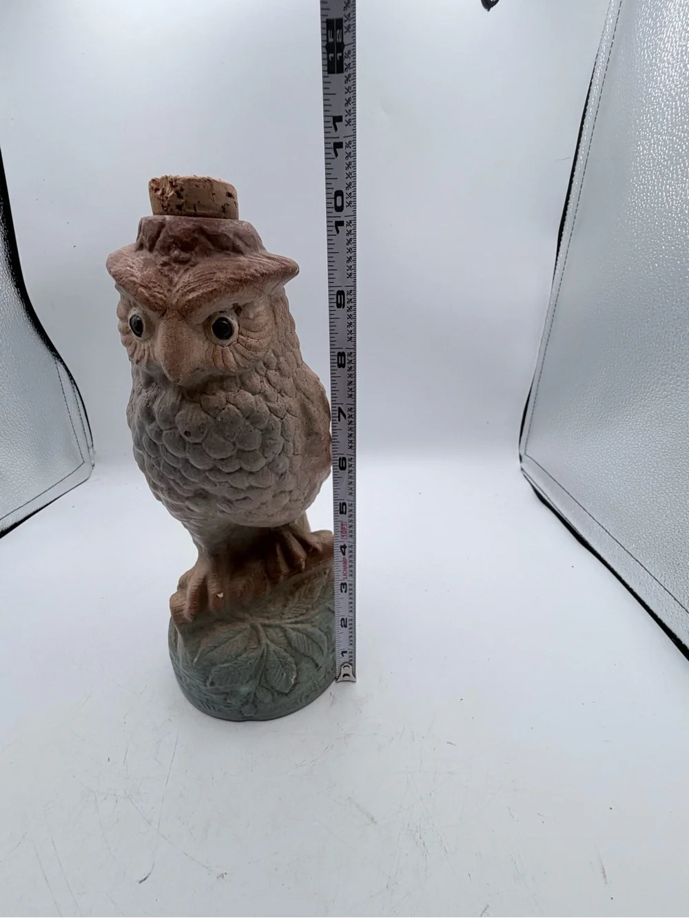 Unknown decorative owl