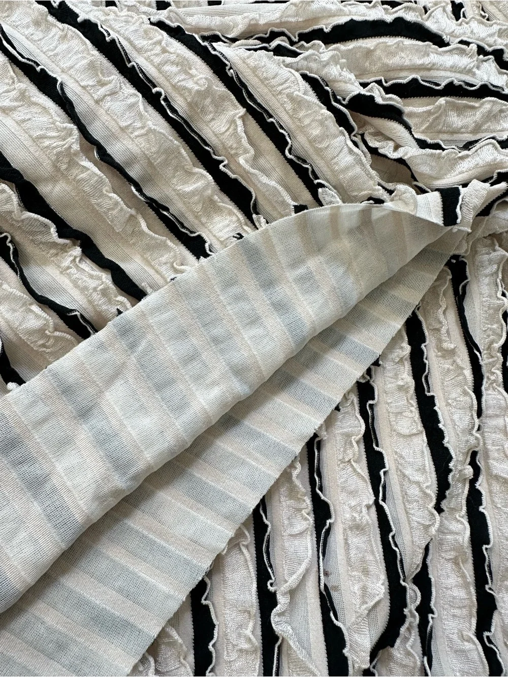 Zara cream black