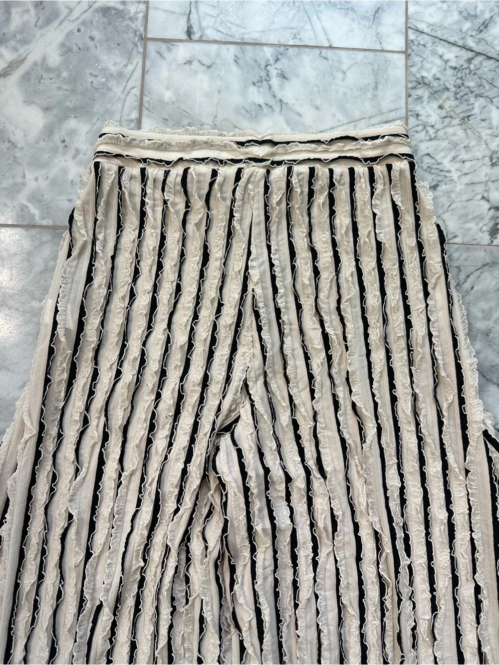 Zara cream black