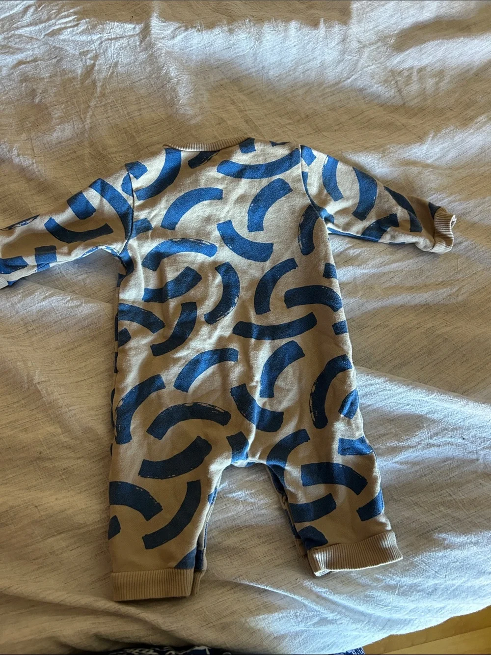 Young Days Beige Kids Footie with Navy Abstract Arcs