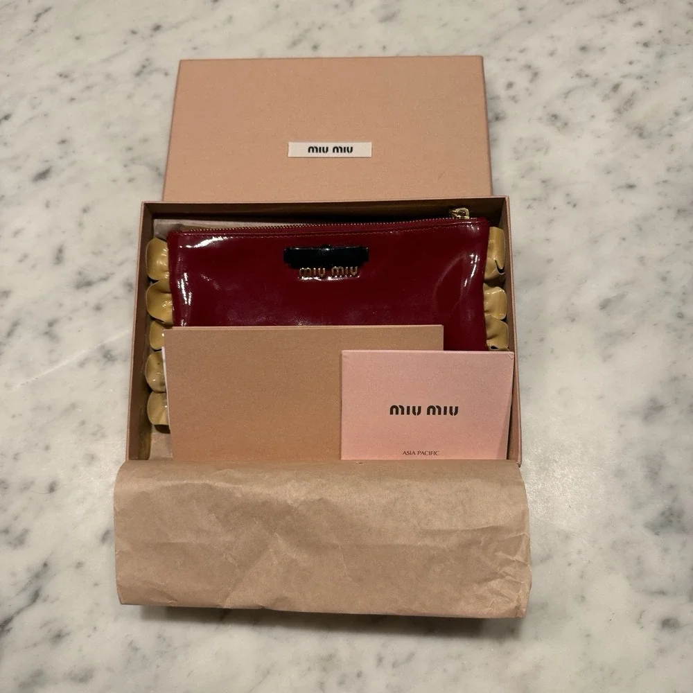 Miu Miu miu red
