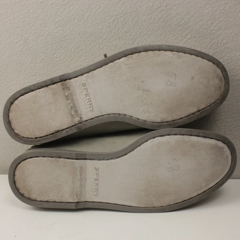 Sperry classic top