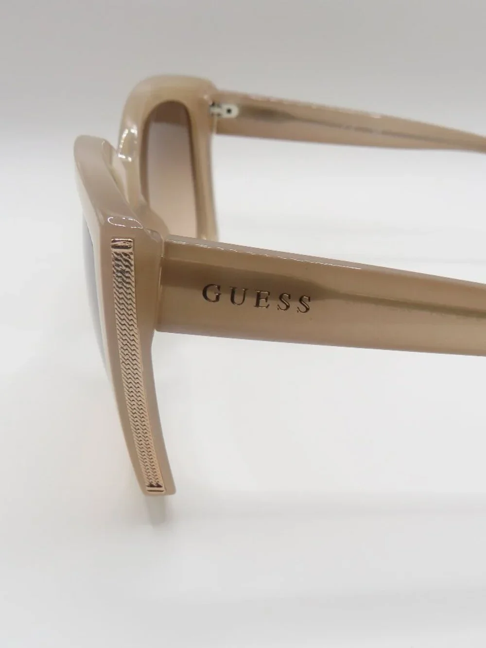 Guess new gf6169