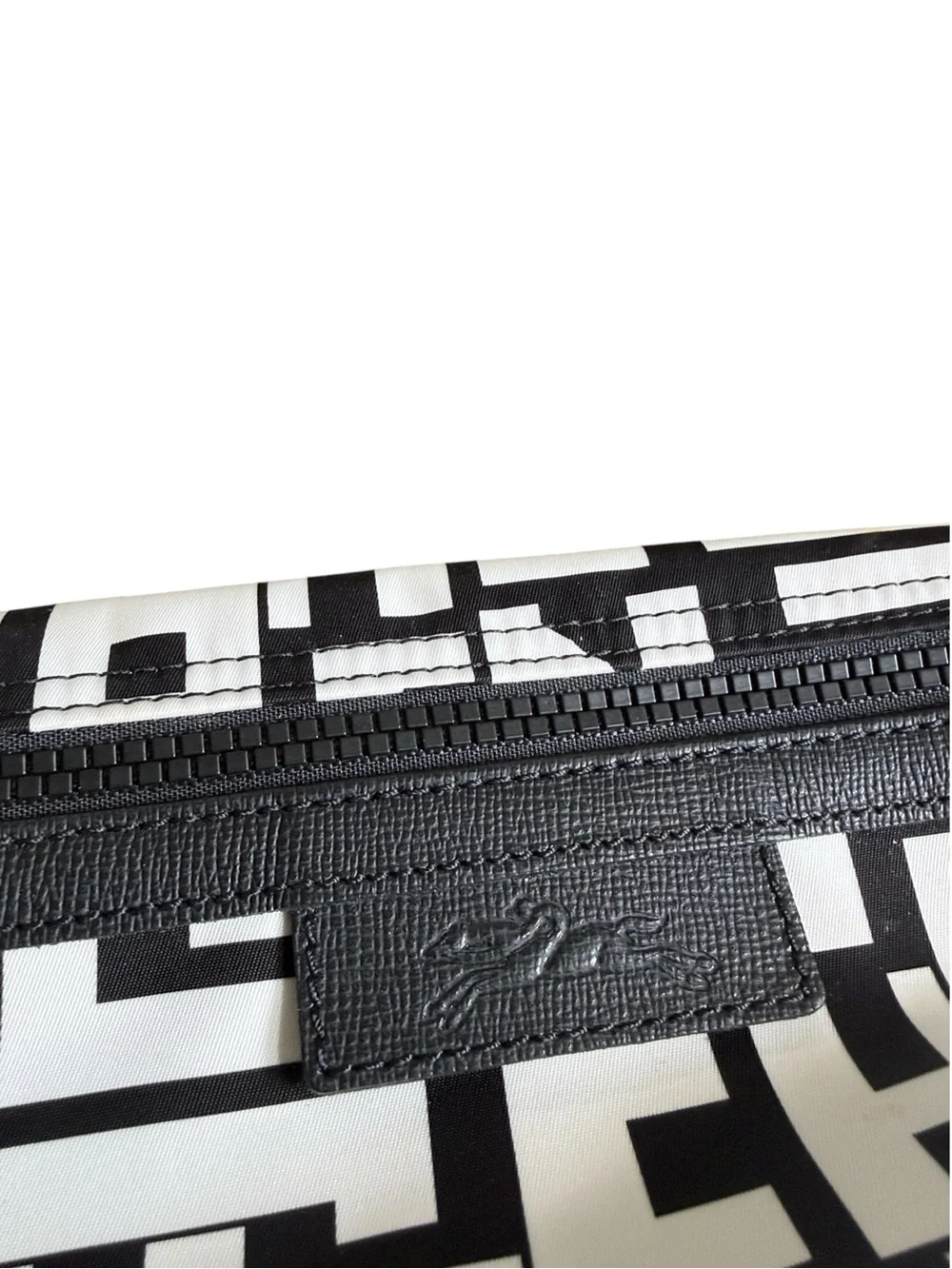 Longchamp Le Pliage LGP Black White Nylon Cosmetic Pouch 34061412067.