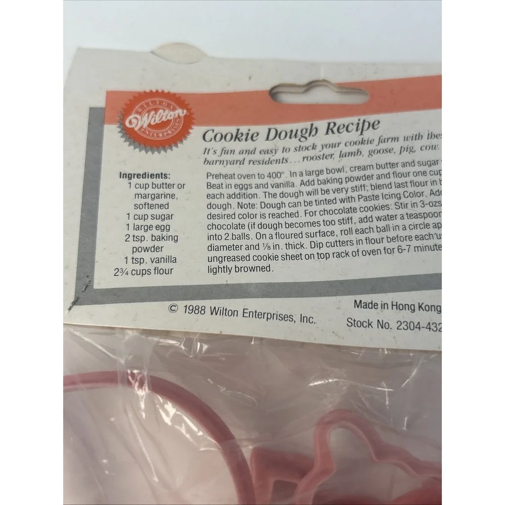 NEW Vintage Wilton Farmyard Friends Cookie Cutter Set Of 5 1988 Pig Sheep Cow