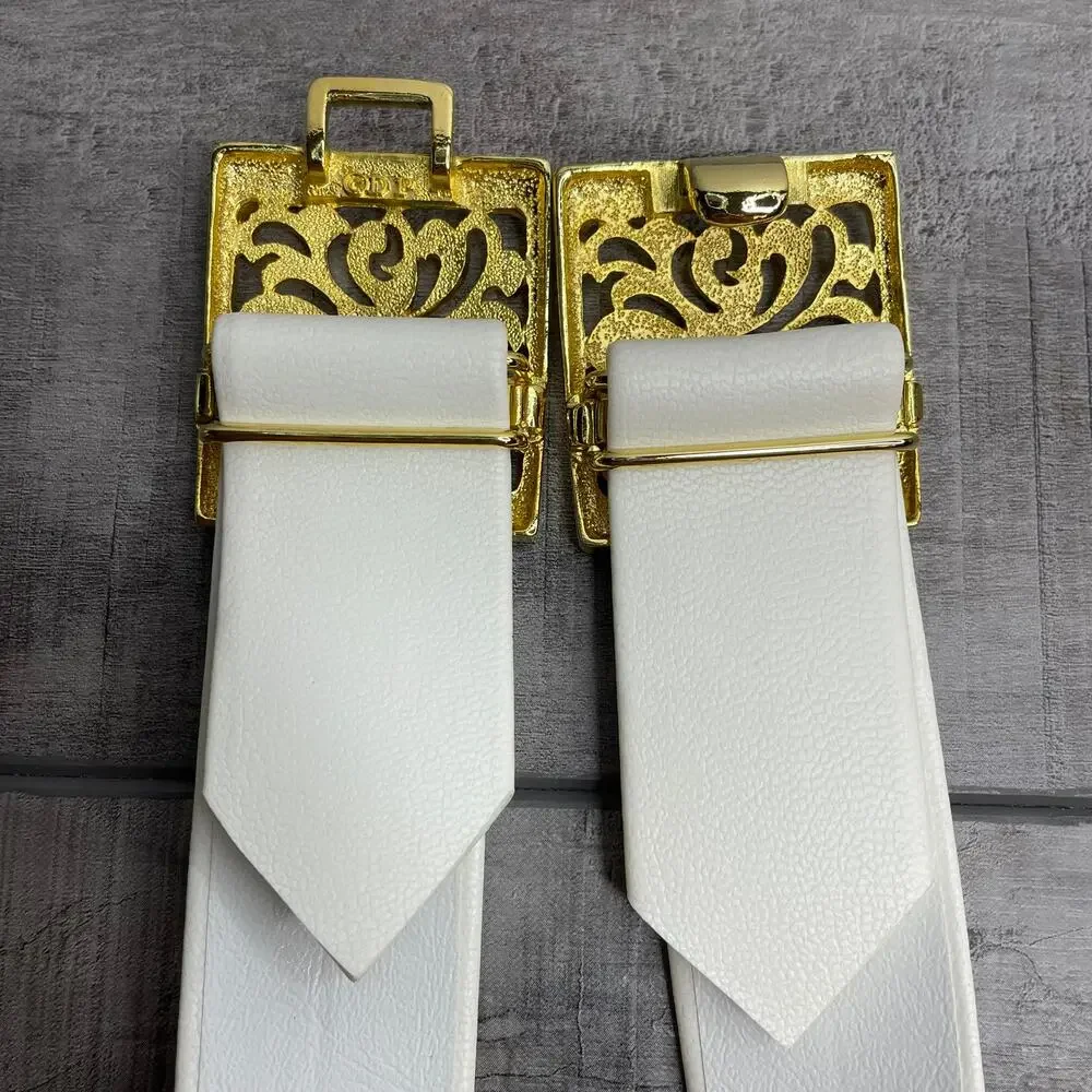 Douglas Paquette vintage white