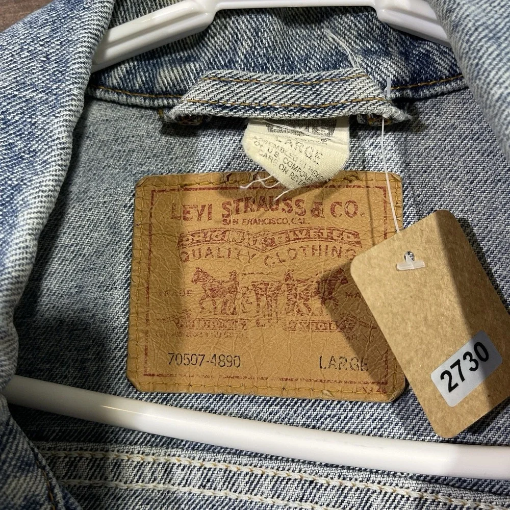 Levis tagged large